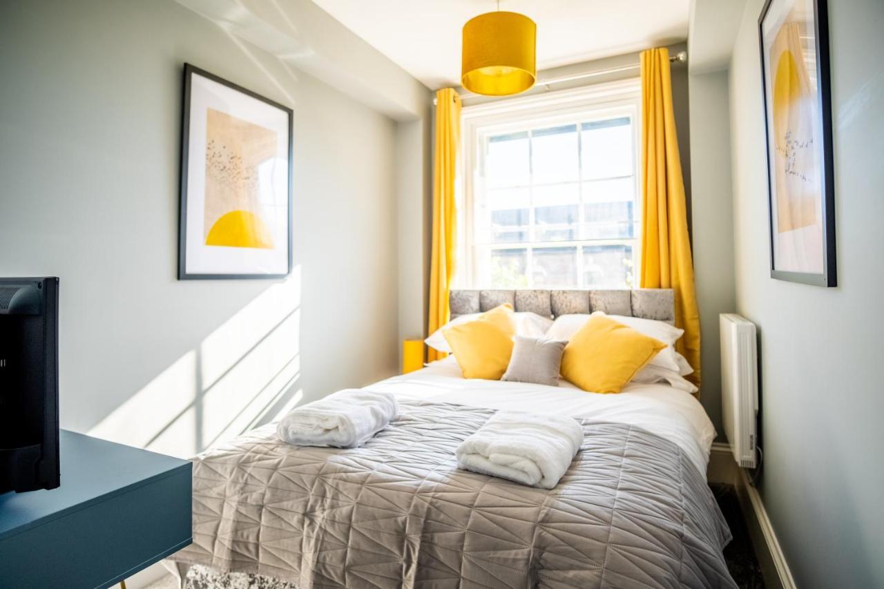 노리치 Luxury 3 Bed Penthouse With Off Street Parking 아파트 외부 사진