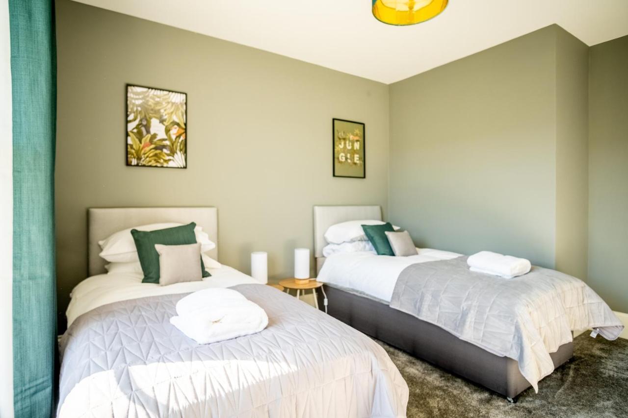 노리치 Luxury 3 Bed Penthouse With Off Street Parking 아파트 외부 사진