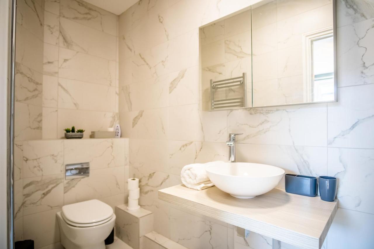 노리치 Luxury 3 Bed Penthouse With Off Street Parking 아파트 외부 사진